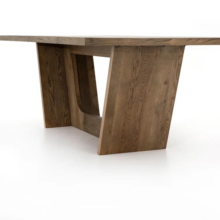 Palmera Dining Table