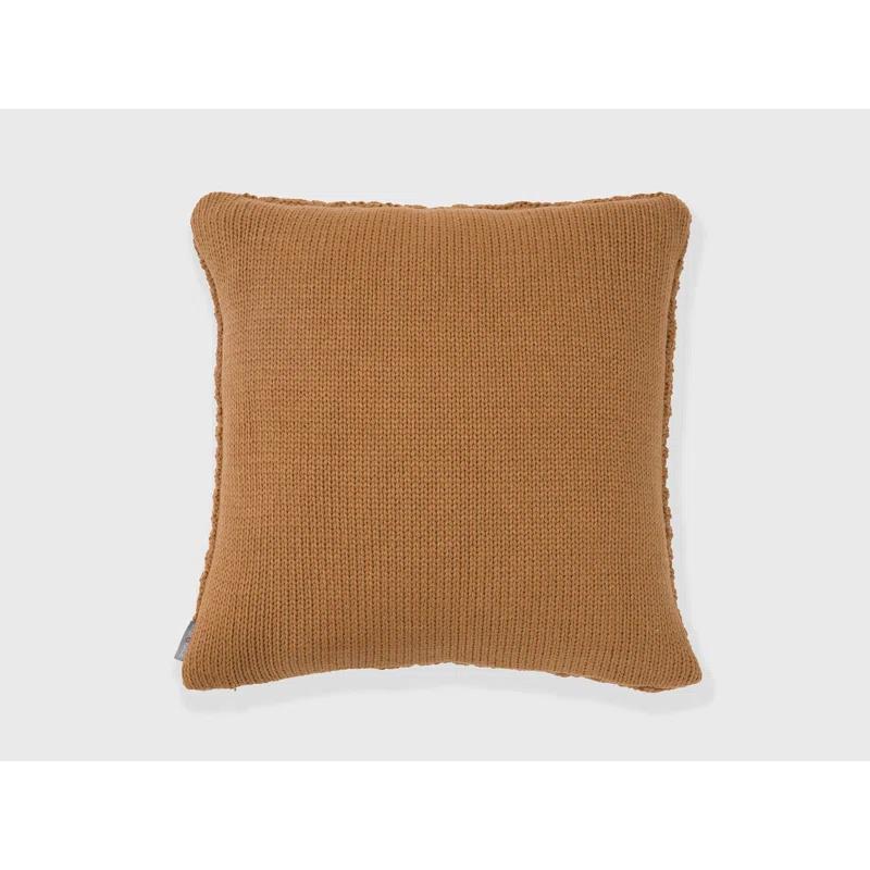 EverGrace Ratree Chunky Reversible Throw Pillow