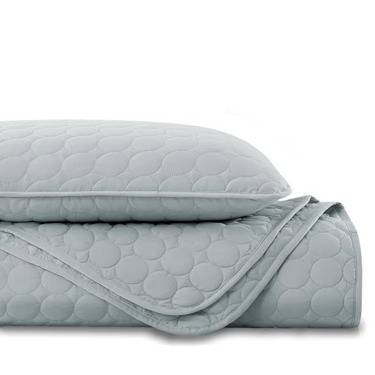 SouthShore Fine Linens Southshore Fine Linens Lightweight Oversized Reversible Quilt Set with shams