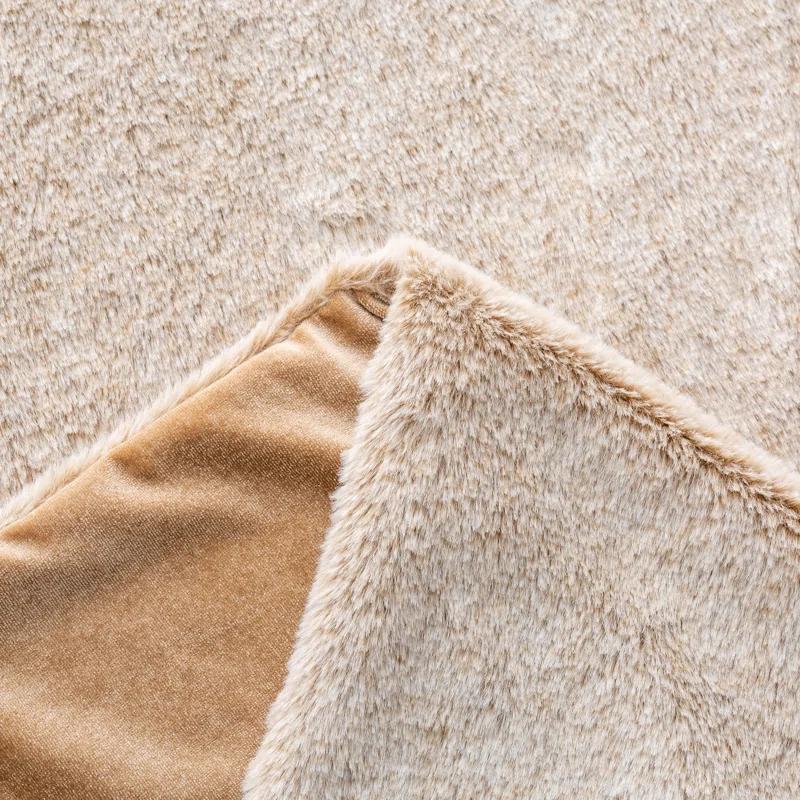 Glitzhome Solid Color Faux Fur Tree Skirt