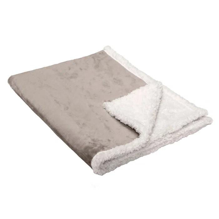 FurHaven Snuggly & Warm Soft-Edge Warming Waterproof Blanket