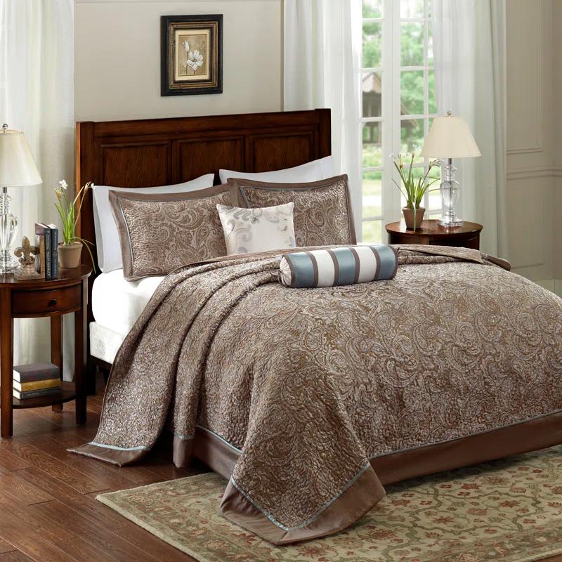 Madison Park Aubrey 5 Piece Jacquard Bedspread Set with Throw Pillows