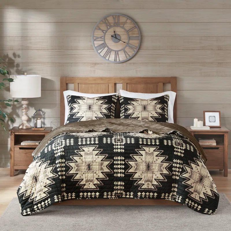 Woolrich Woolrich Sierra Oversized Print Plush Quilt Set