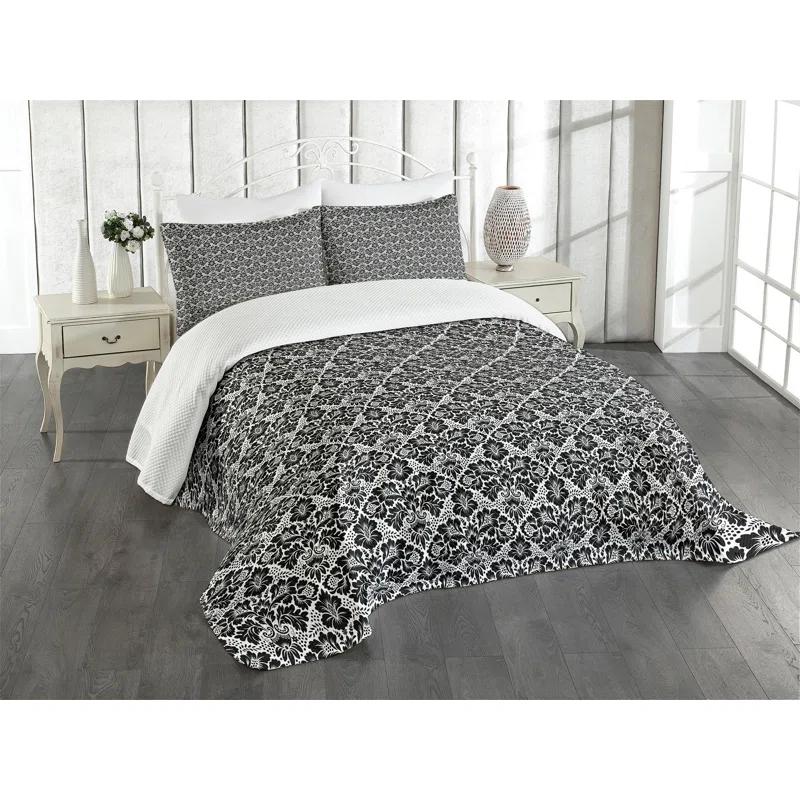 Ambesonne Ambesonne Victorian Bedspread Set Antique Floral Swirls Black and White