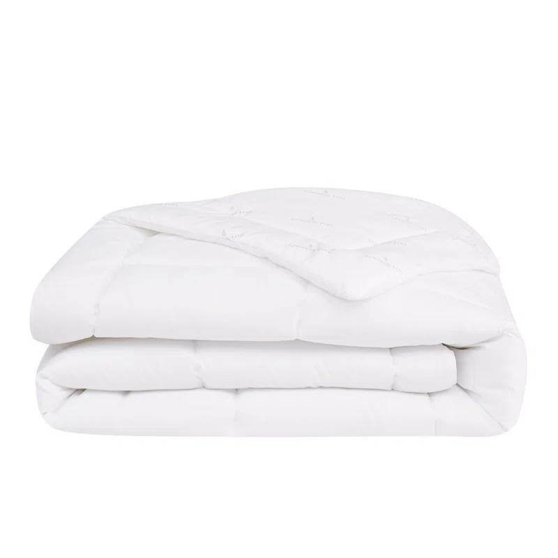 London Fog London Fog Seersucker Dot Comforter