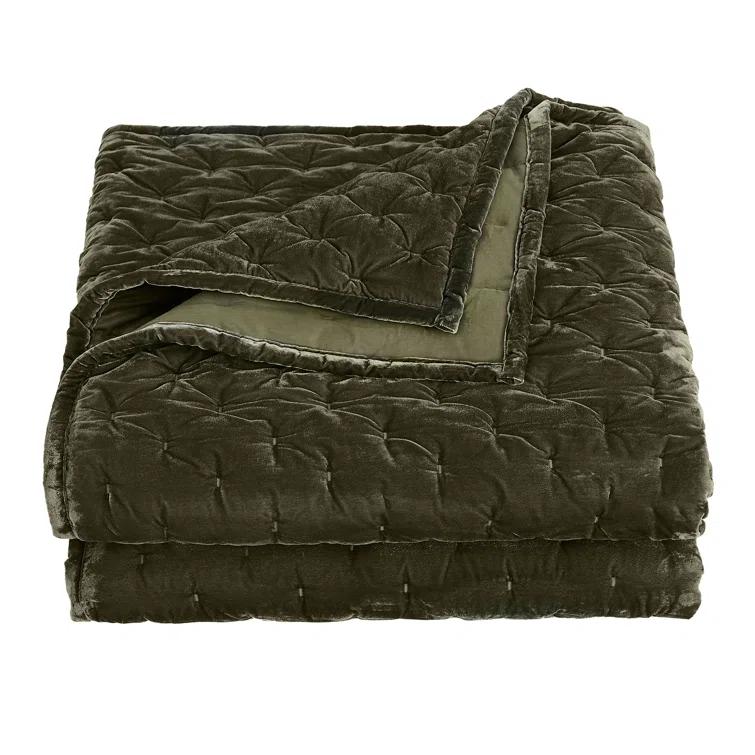 Stella Faux Silk Velvet Classic Chic Modern Rustic Romantic Western 1 Piece Quilt