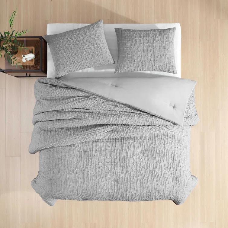 Kenneth Cole Kenneth Cole Serenity Wavy Lines Beige Comforter Set