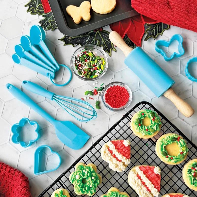Winston Brands 12-Piece Junior Bakeware Plastic and Silicone Set
