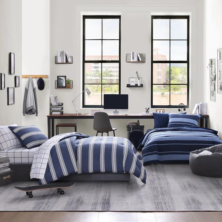 Nautica Nautica Longpoint Navy Reversible Cotton Comforter Set