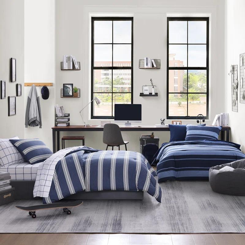 Nautica Nautica Longpoint Navy Reversible Cotton Comforter Set