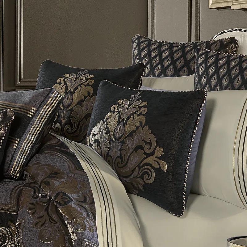 Sayreville Comforter Set