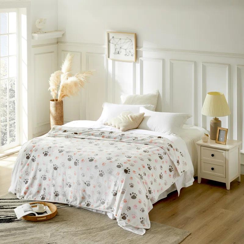 Allisandro Animal Print Outdoor Pet Blanket