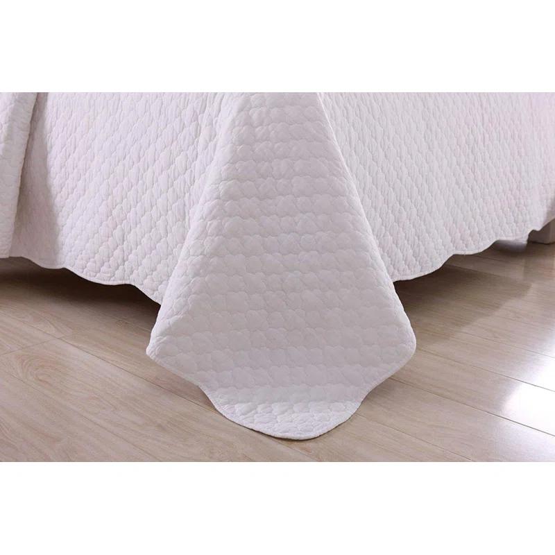 MarCielo WhiteCT Quilt Peony Cotton Geometric Shapes Quilt Set