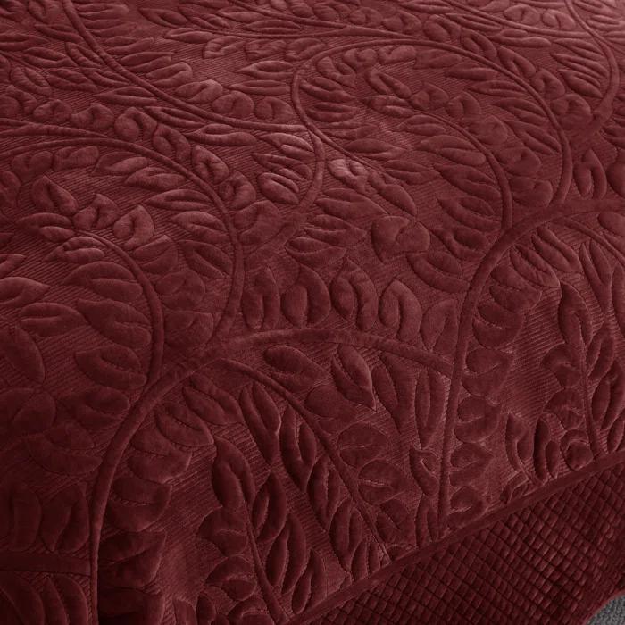 MarCielo Marcielo Oversized Embroidered Velvet Quilt Set With 2 Pillow Shams