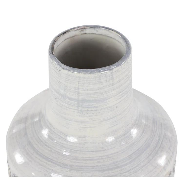 CosmoLiving by Cosmopolitan Porcelain Ceramic Floral Decorative Vase