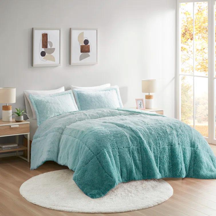 Intelligent Design Brielle Malea Shaggy Faux Fur Comforter Mini Set