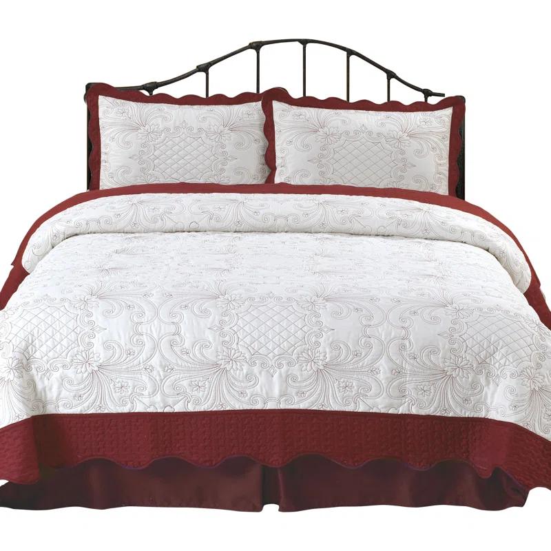 Juliette Classic Embroidered Twin Quilt with Pillow Sham - Machine Washable Lightweight Bedding