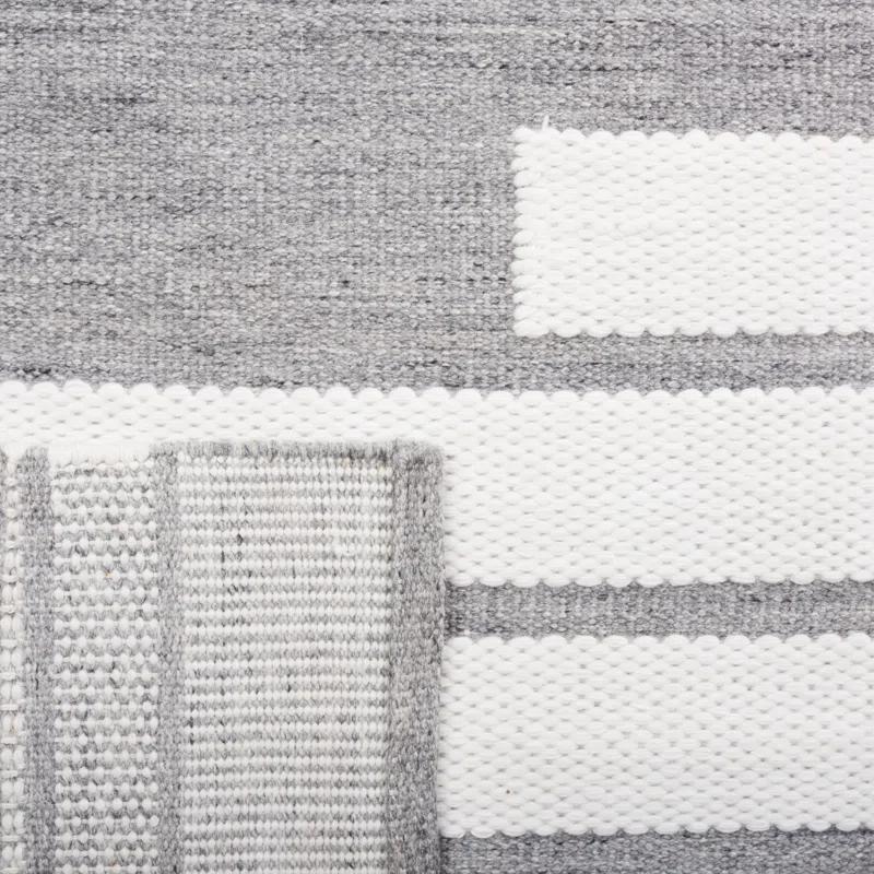 Safavieh Kilim Hand Woven Performance Striped Rug