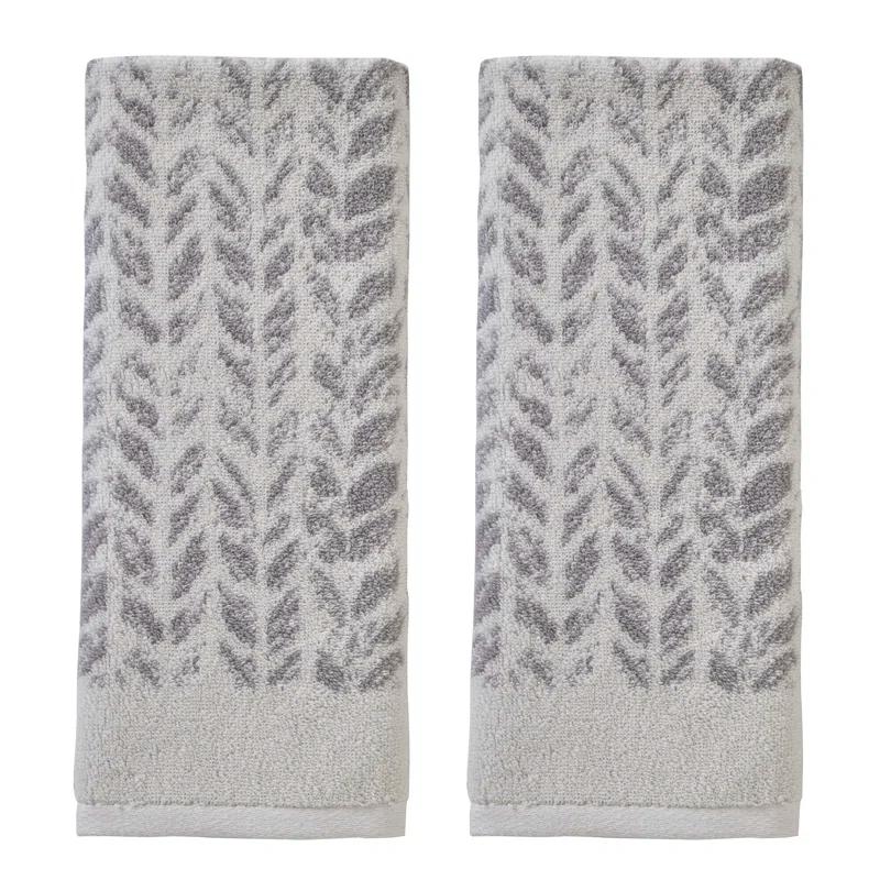 Gracie Oaks Gracie Oaks Distressed Leaves Hand Towel (Set of 2)