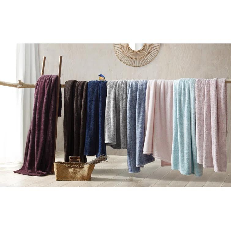 Swift Home Ultra Plush Solid and Frost Tip Throw Blanket