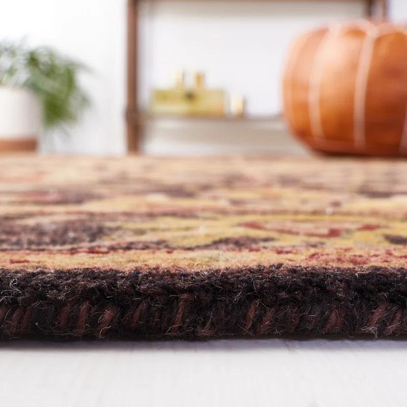 Safavieh Hand Tufted Wool Oriental Rug
