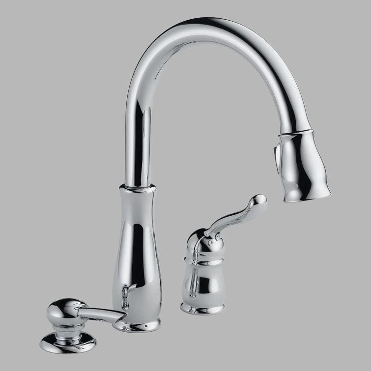 Delta Lel Pull Down Single Handle Kitchen Faucet with MagnaTite® Docking and Diamond Seal Technology 978-SSSD-DST