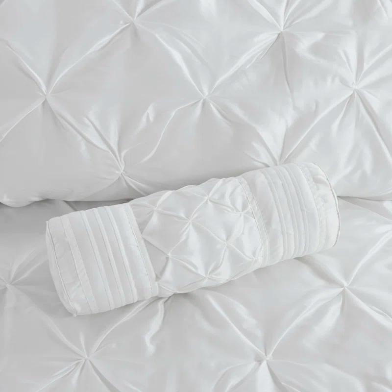 Madison Park Laurel 7 Piece Tufted Comforter Set