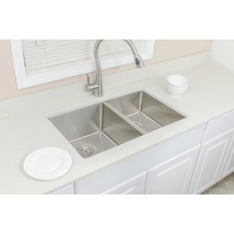 Wells Sinkware CSU3020-97 Chef's Series 30'' L Undermount Double Bowl Stainless Steel Kitchen Sink