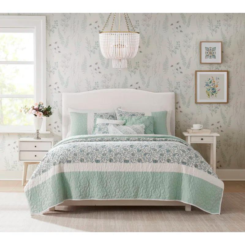 Madison Park Dawn 6 Piece Cotton Percale Quilt Set with Throw Pillows