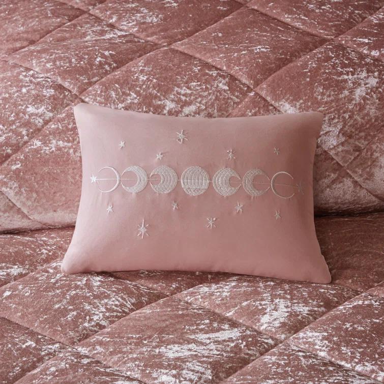 Intelligent Design Felicia Crushed Velvet Comforter Set with Throw Pillow