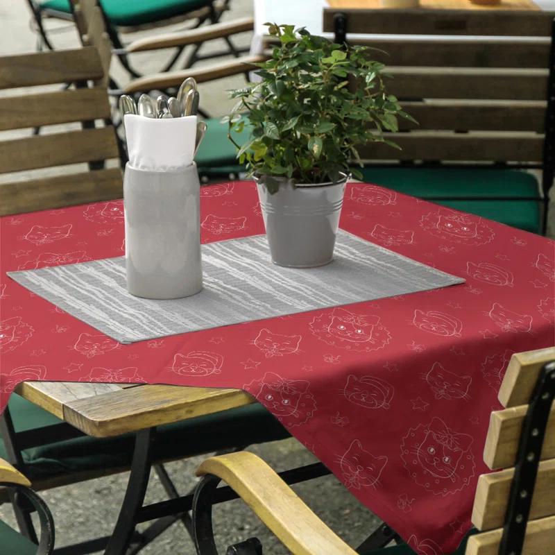 ArtVerse Festive Hol Tablecloth