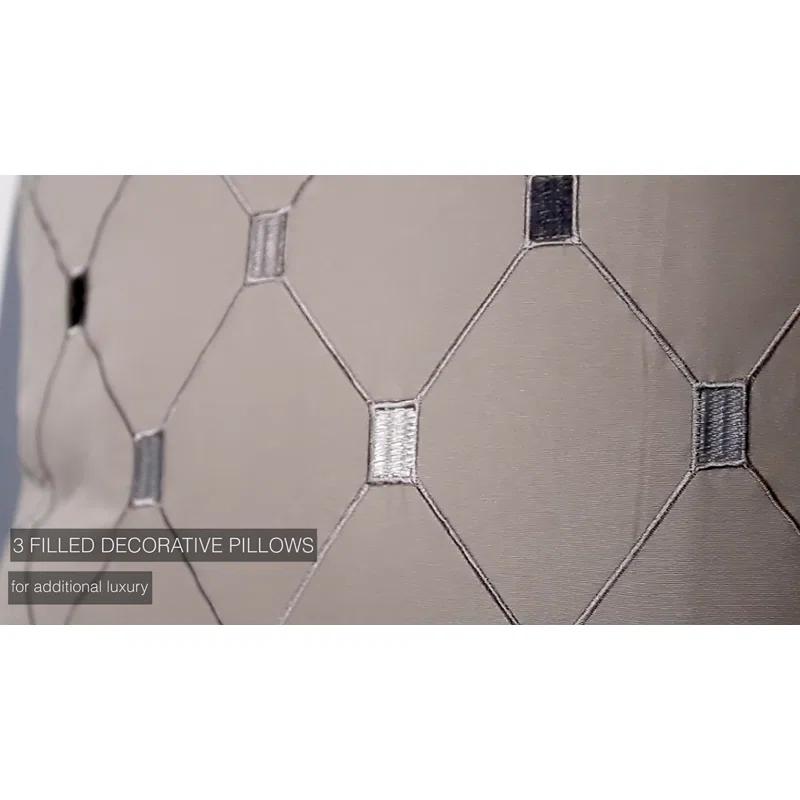 Beren Comforter Set