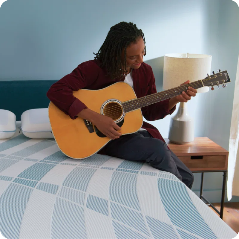 Sealy Sealy Dreamlife 14” Plush Hybrid Mattress-in-a-Box