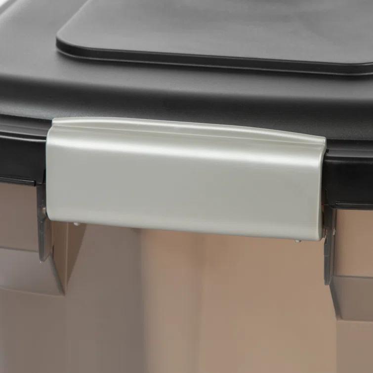 IRIS USA, Inc. Food Storage Container
