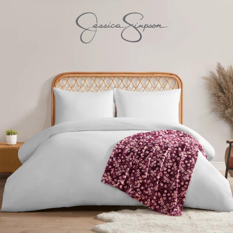 Jessica Simpson Jessica Simpson Plush Throw Blanket