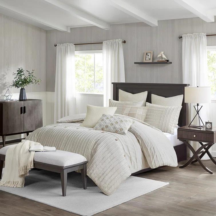Madison Park Signature Madison Park Signature Essence Oversized Cotton Clipped Jacquard Comforter Set