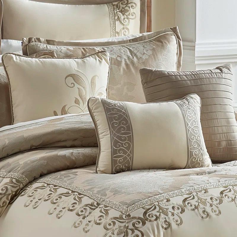 Riverbrook Home Hillcrest Comforter Set