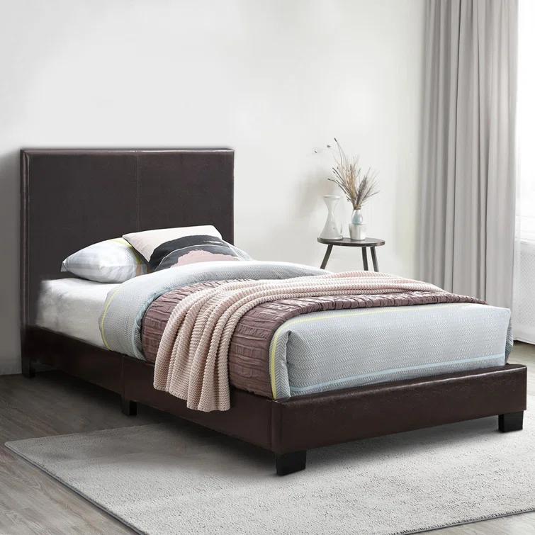 Wade Logan® Cuomo Platform Bed