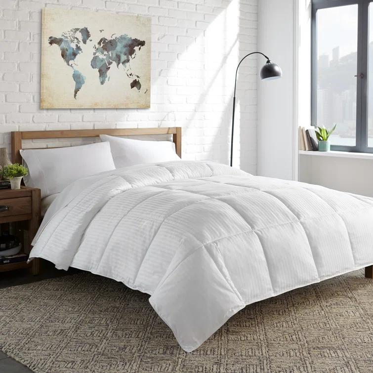 Eddie Bauer Eddie Bauer All Season Polyester Down Alternative Comforter