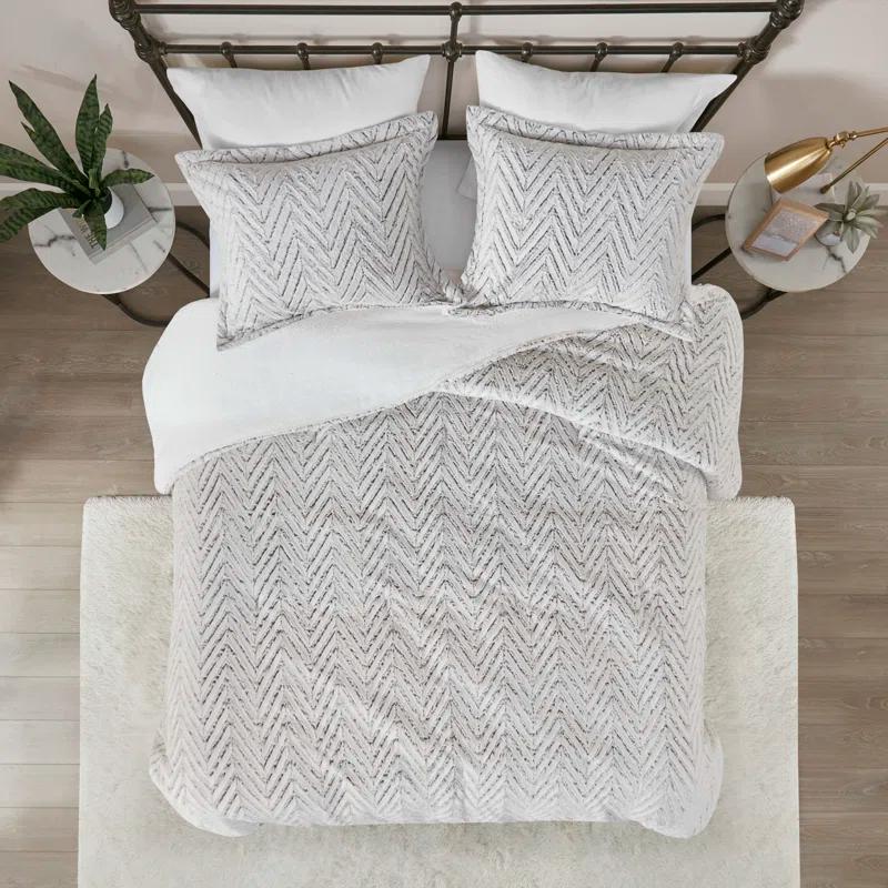 Adelyn Back Print Brushed Fur Duvet Cover Set