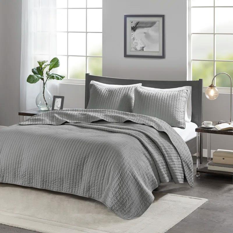Madison Park Barwick Reversible Solid 3 Piece Quilt Set