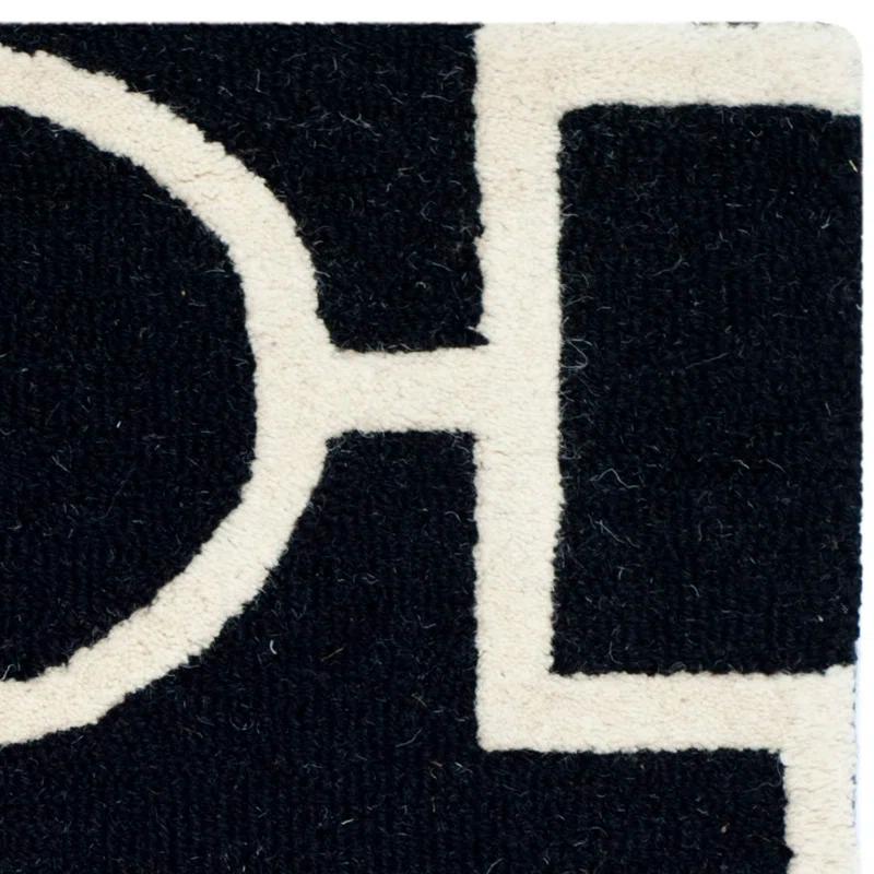 Safavieh Cambridge Hand Tufted Wool Geometric Rug