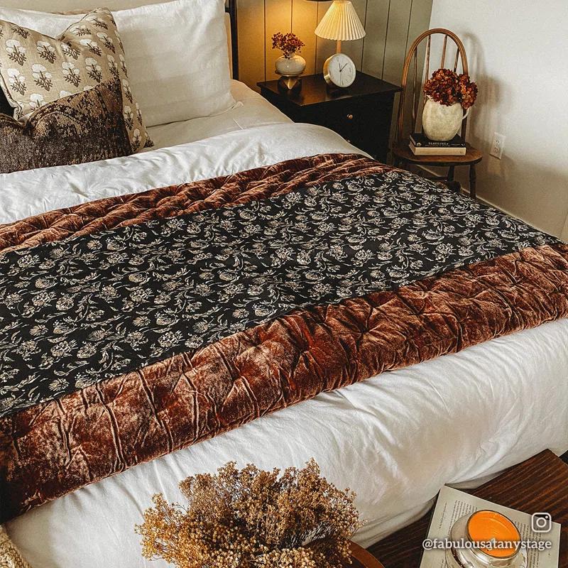 Stella Faux Silk Velvet Classic Chic Modern Rustic Romantic Western 1 Piece Quilt