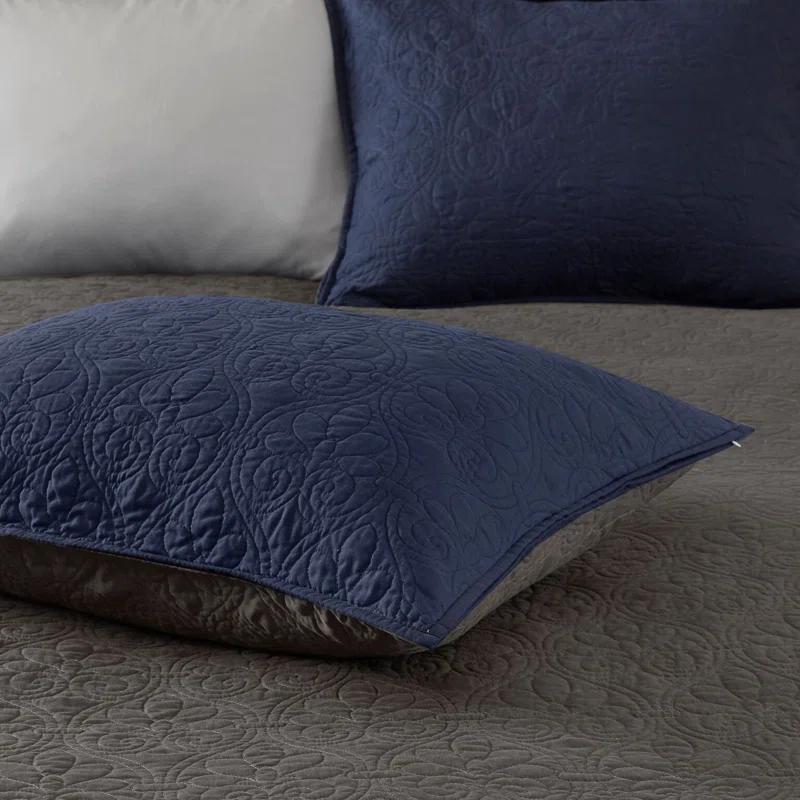 Madison Park Quebec Reversible Quilt Set