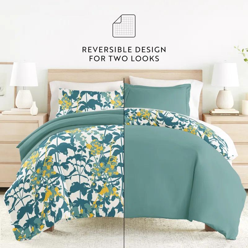 8-Piece Reversible Bedding Bundle - Patterned Duvet Cover, Comforter Insert and Solid Sheet Set