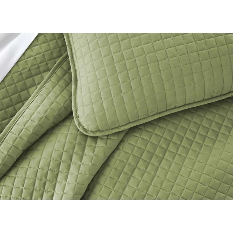 SouthShore Fine Linens Vilano Springs ® Oversized, light-weight Hotel Quality Quilt Set with matching shams