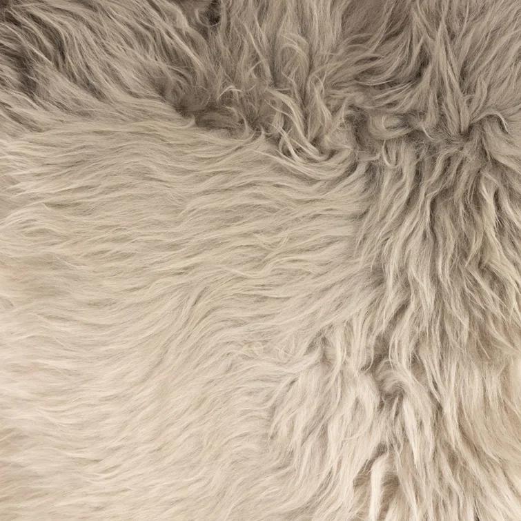 Vale Ombre Sheepskin Throw - Gray