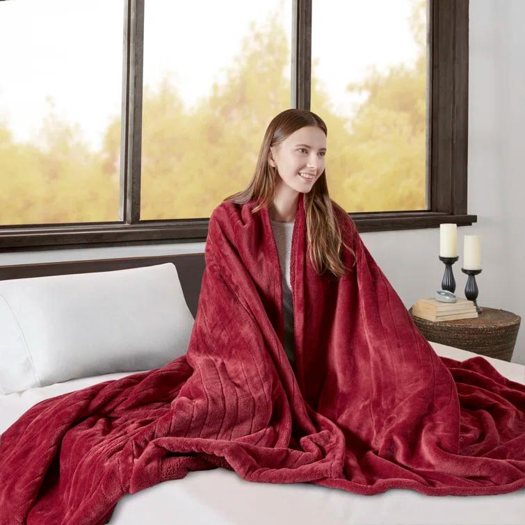 Beautyrest Beautyrest Heated Oversized Microlight to Berber Blanket