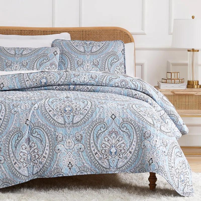 SouthShore Fine Linens Pure Melody Oversized Light-weight Paisley Quilt Set with matching shams