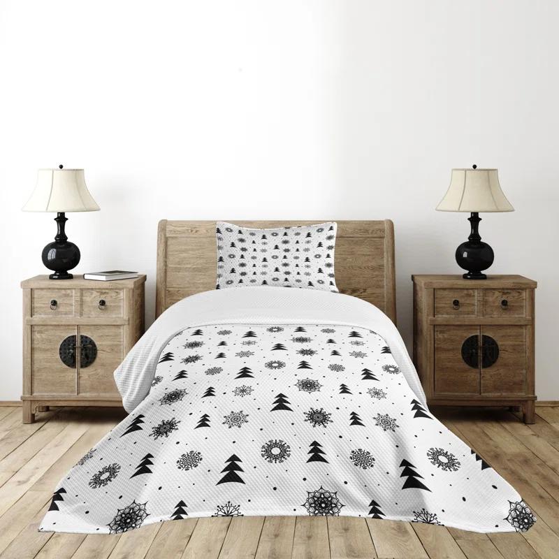 Ambesonne Ambensonne Nordic Bedspread Xmas Pine Trees Black White
